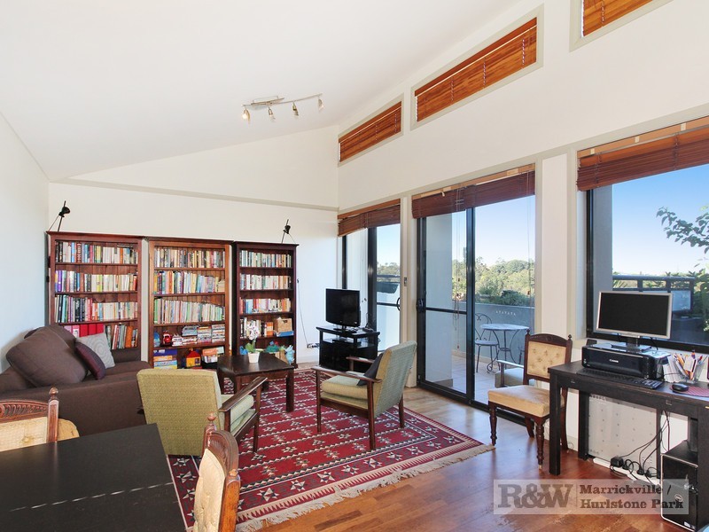 5A Undercliffe Lane, Earlwood NSW 2206