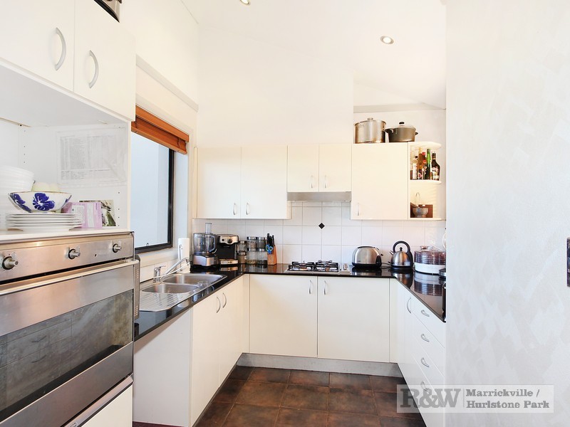 5A Undercliffe Lane, Earlwood NSW 2206