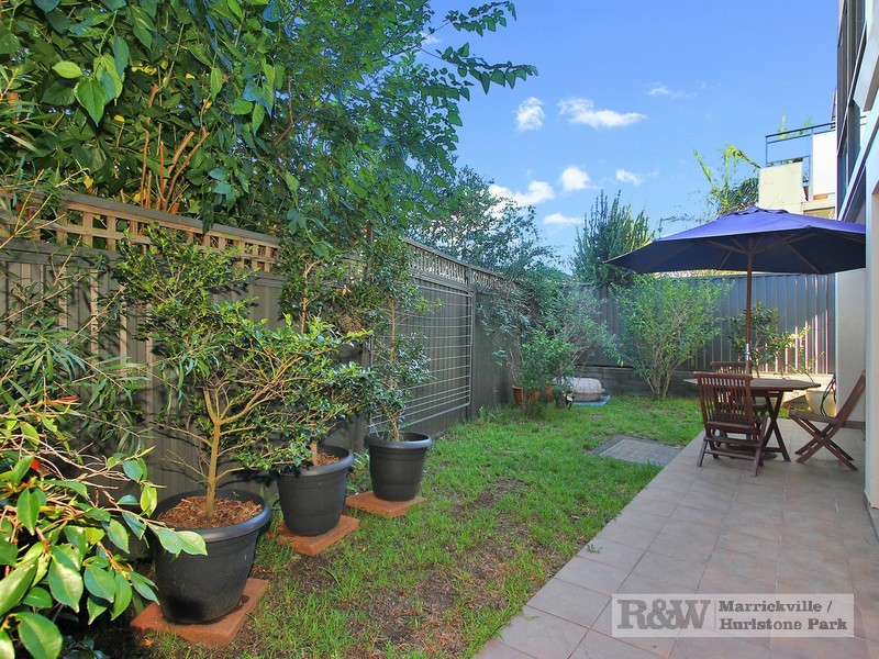 5A Undercliffe Lane, Earlwood NSW 2206