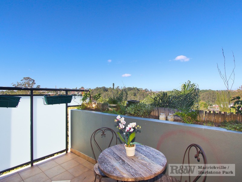 5A Undercliffe Lane, Earlwood NSW 2206