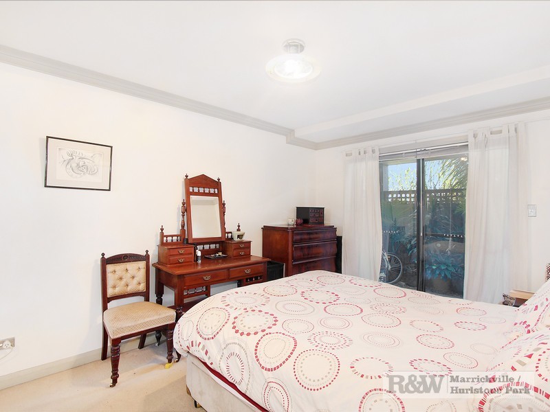 5A Undercliffe Lane, Earlwood NSW 2206