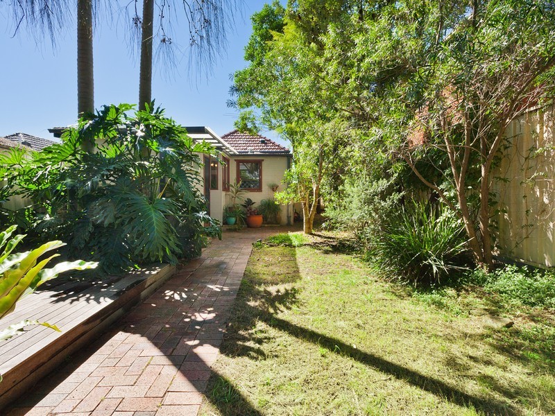 16 Renwick Street, Marrickville NSW 2204