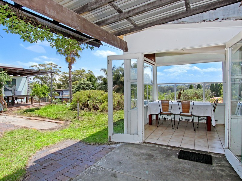 6 Riverside Crescent, Marrickville NSW 2204