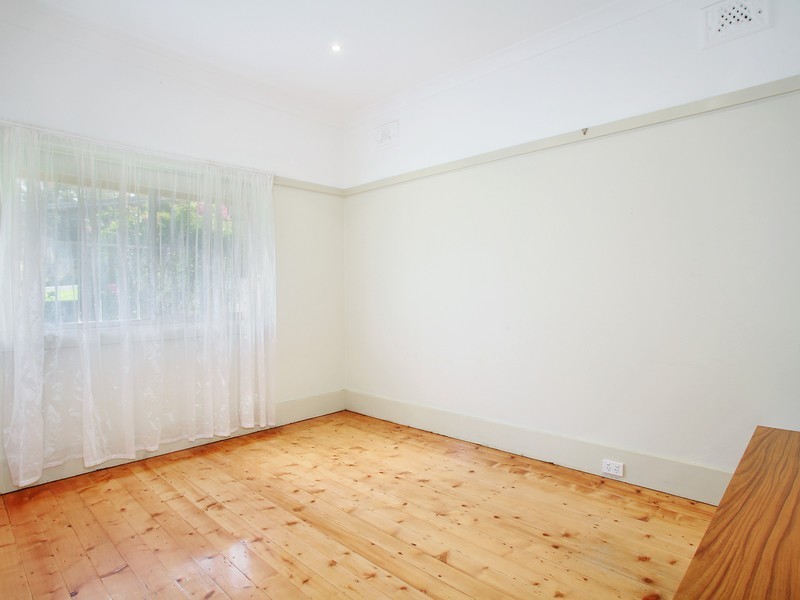 5a Foord Avenue, Hurlstone Park NSW 2193