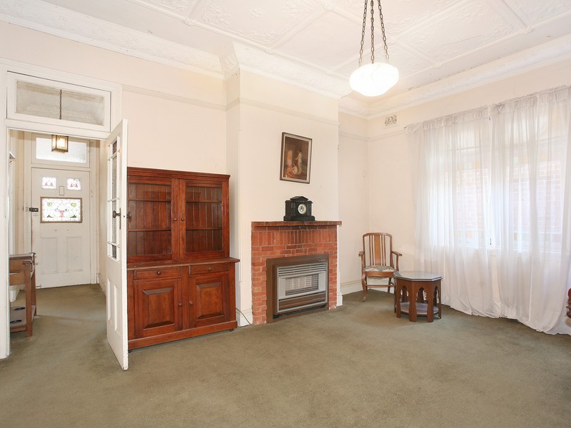 64 Dunstaffenage Street, Hurlstone Park NSW 2193