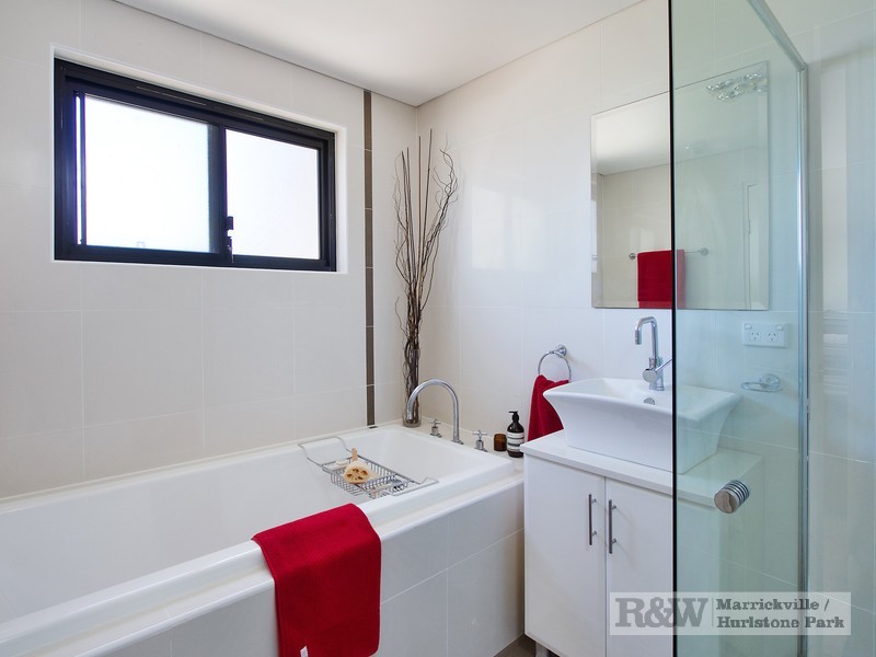 19/11 Wallace Street, Marrickville NSW 2204