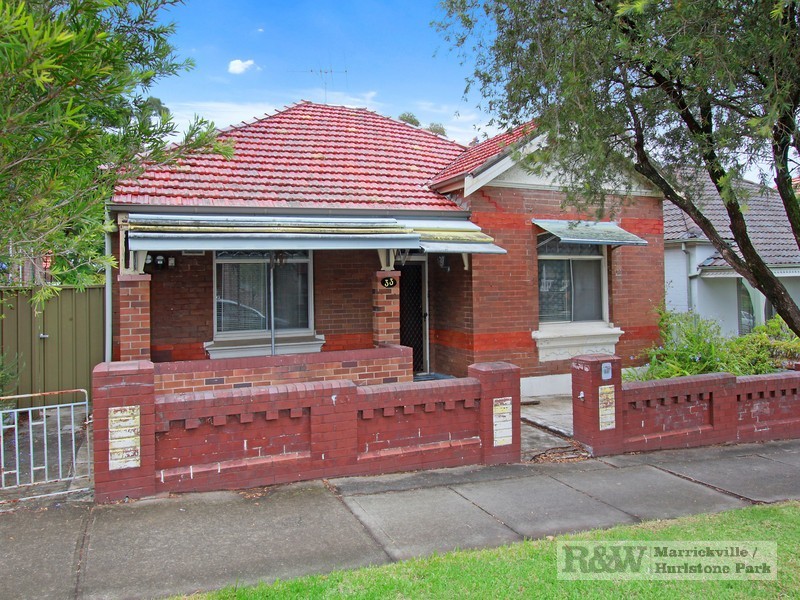 33 Fernhill Street, Hurlstone Park NSW 2193