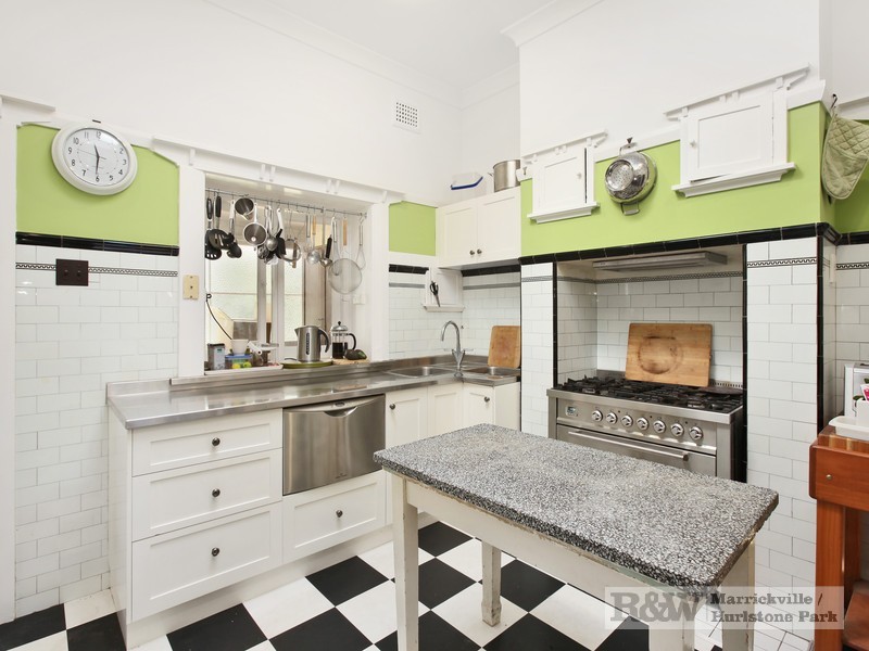 16 Dixson Avenue, Dulwich Hill NSW 2203