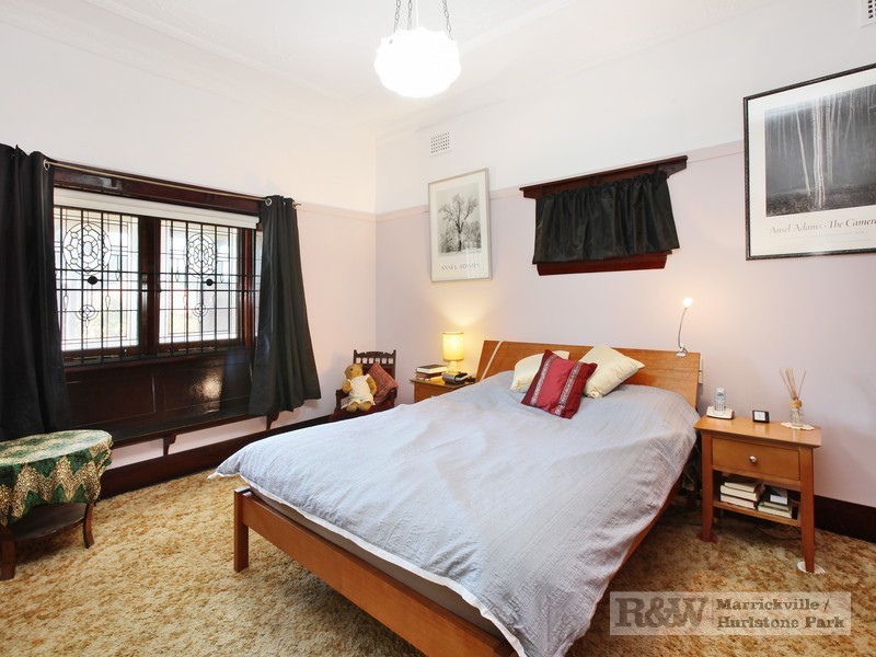 16 Dixson Avenue, Dulwich Hill NSW 2203