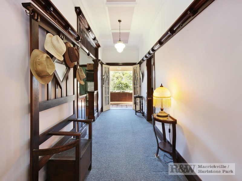 16 Dixson Avenue, Dulwich Hill NSW 2203