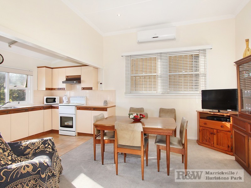 8 Hopetoun Street, Hurlstone Park NSW 2193