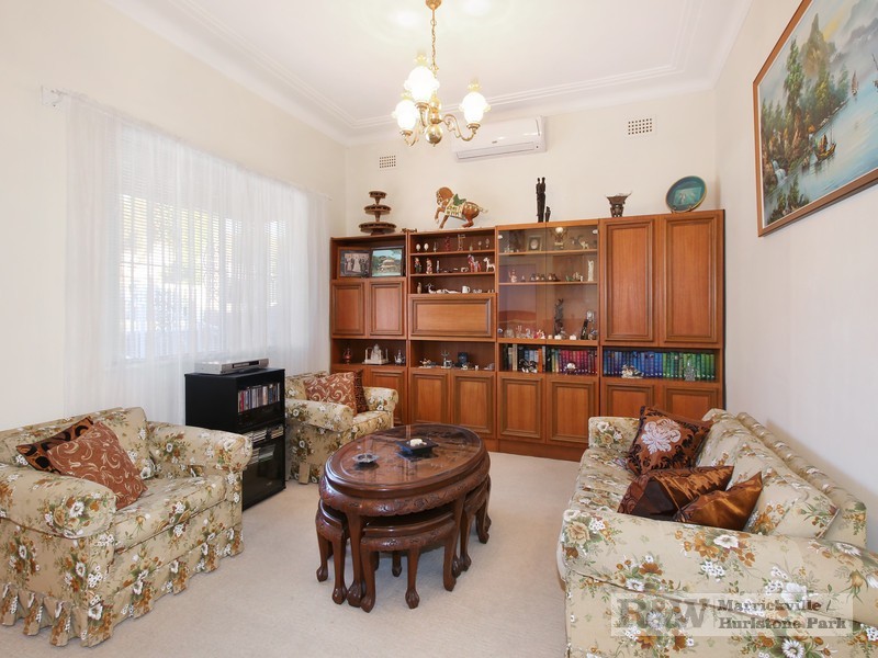 8 Hopetoun Street, Hurlstone Park NSW 2193