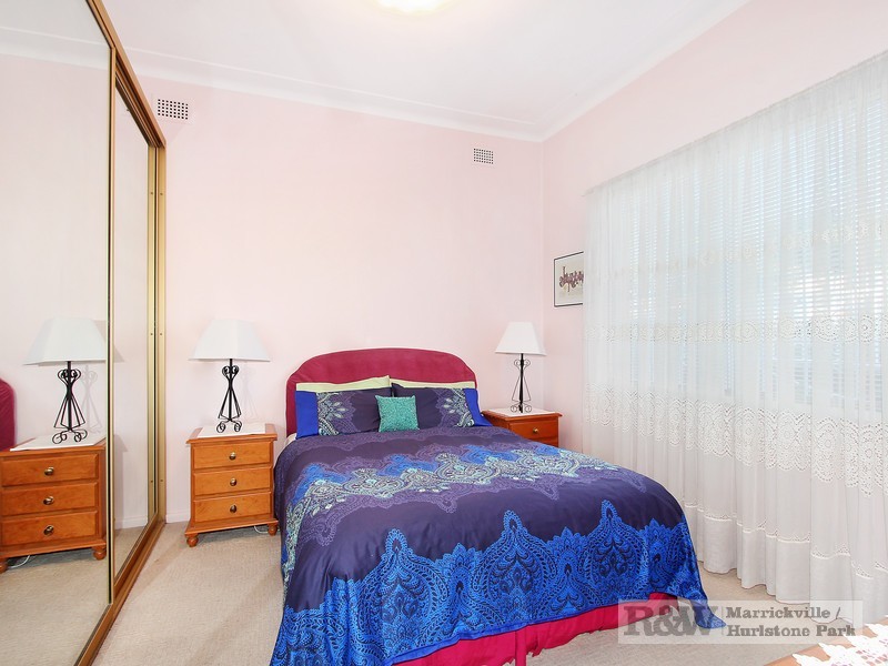 8 Hopetoun Street, Hurlstone Park NSW 2193