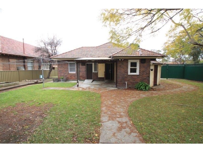 23 Quigg Street North, Lakemba NSW 2195
