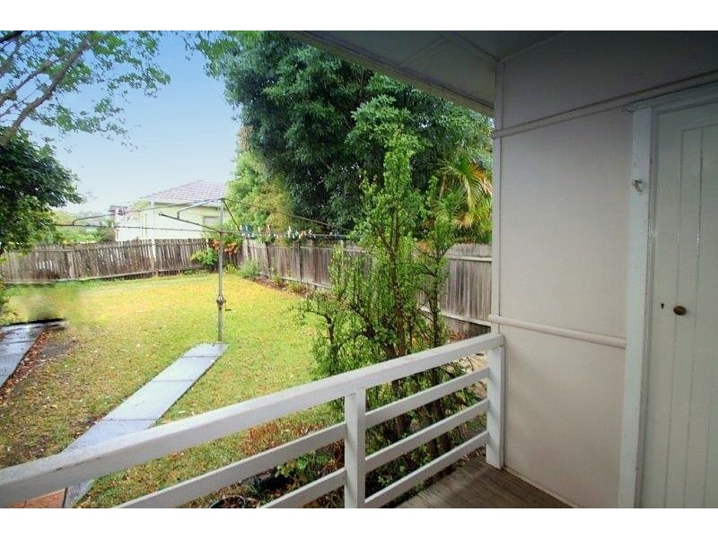 86 Bonds Road, Roselands NSW 2196