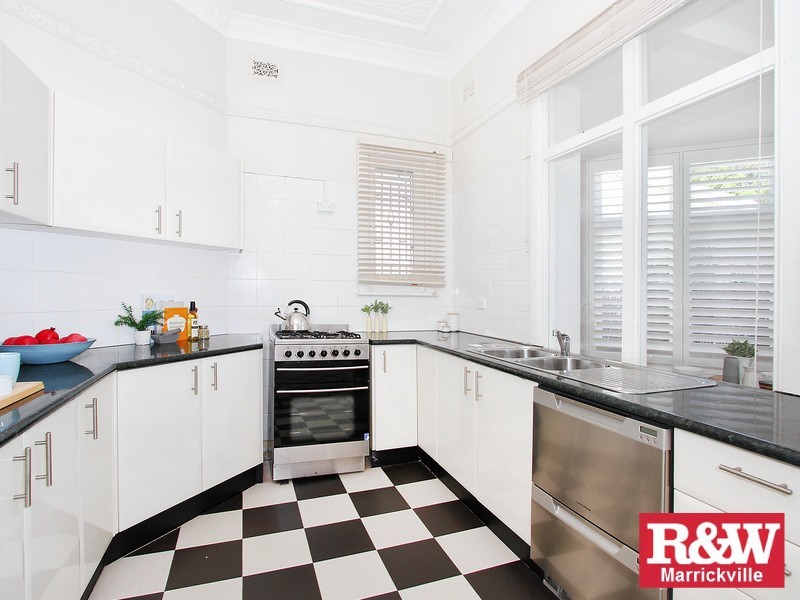 20 Robert Street, Marrickville NSW 2204