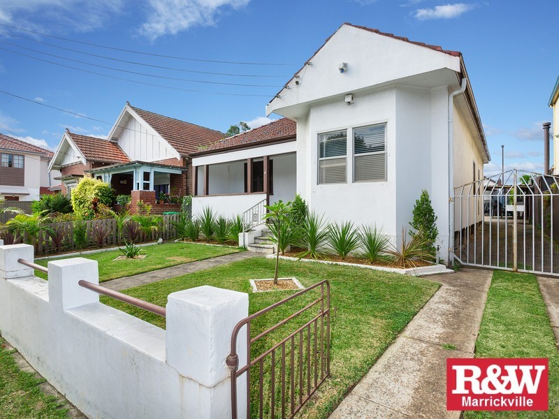 4 Dudley Avenue, Bankstown NSW 2200