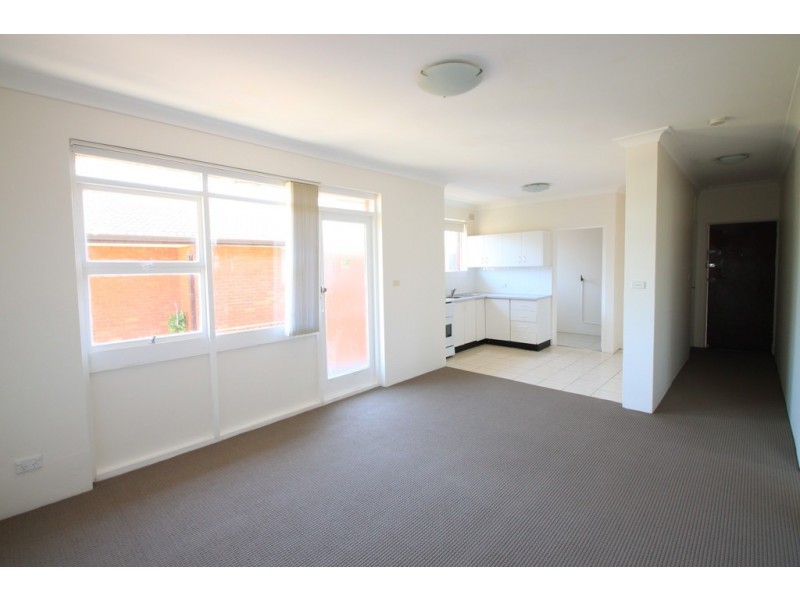 4/28 Ridgewell Street, Roselands NSW 2196