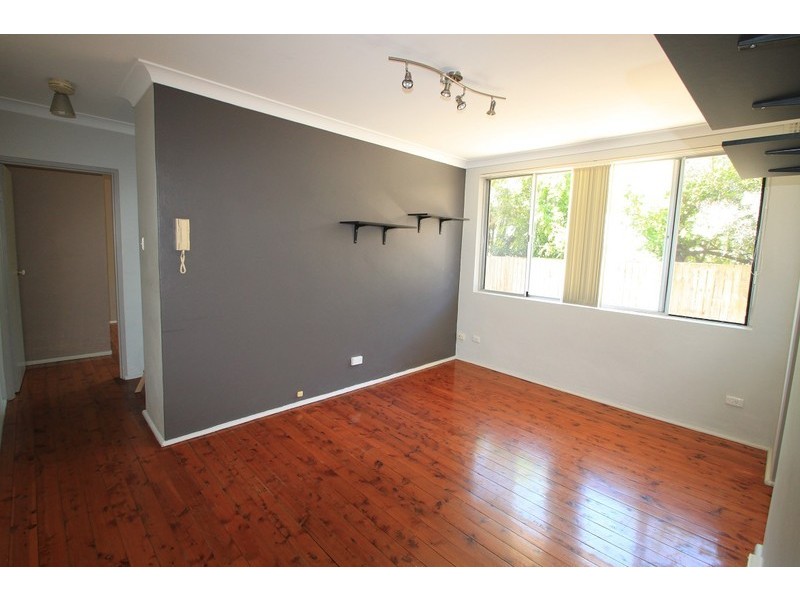 2/7 Henson Street, Marrickville NSW 2204