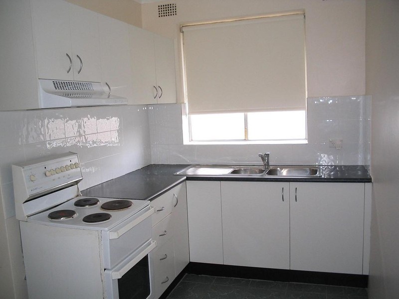 5/7 Mons Street, Canterbury NSW 2193