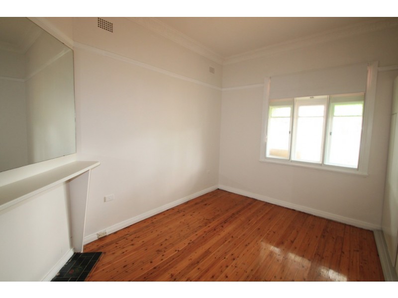 12 Illawarra Road, Marrickville NSW 2204