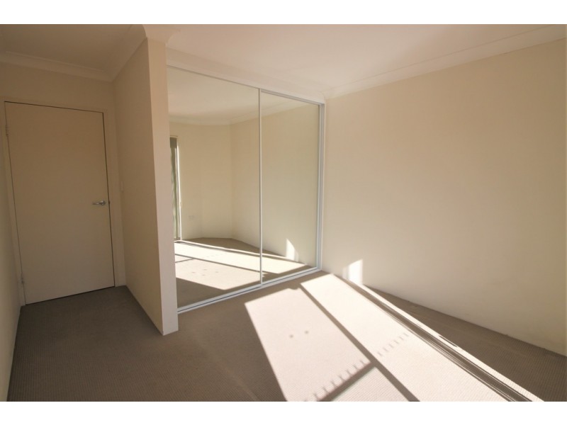 32/18 Cecilia Street, Marrickville NSW 2204