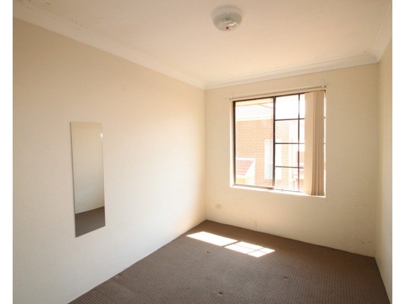 4/10 Rome Street, Canterbury NSW 2193