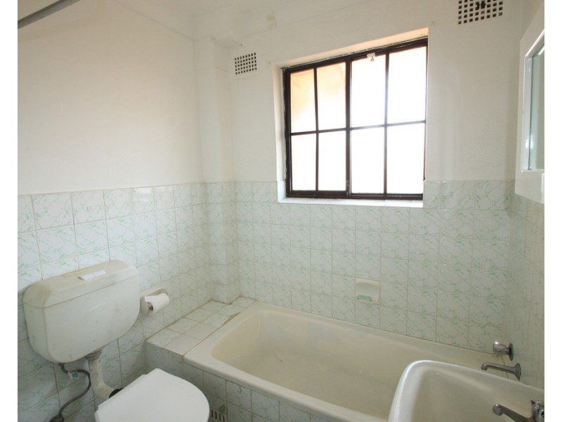 4/10 Rome Street, Canterbury NSW 2193