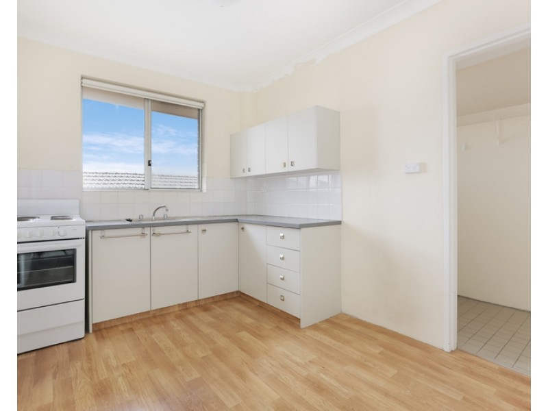 5/3 Moyes Street, Marrickville NSW 2204