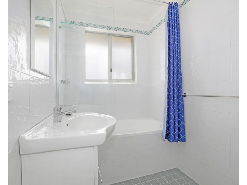 5/3 Moyes Street, Marrickville NSW 2204