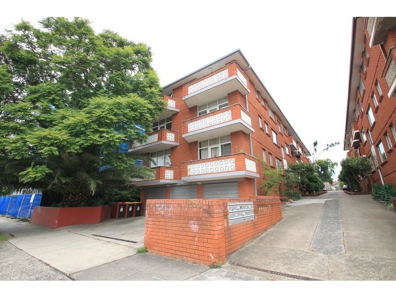 9/25A George Street, Marrickville NSW 2204