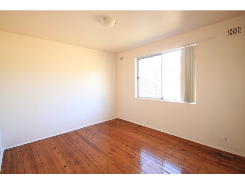 1/28 Ridgewell Street, Roselands NSW 2196