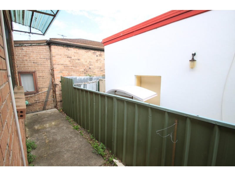 2A Cavey Street, Marrickville NSW 2204
