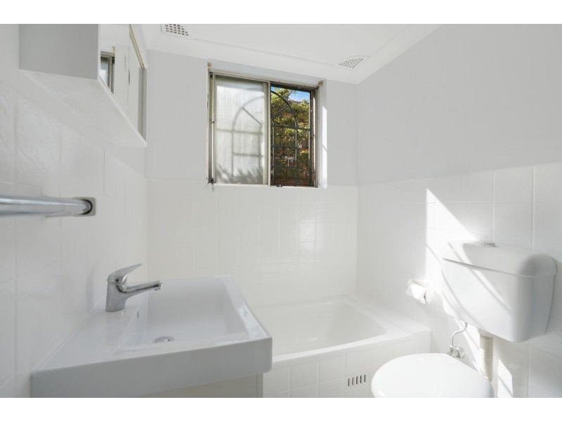 2/3 Bayley Street, Marrickville NSW 2204