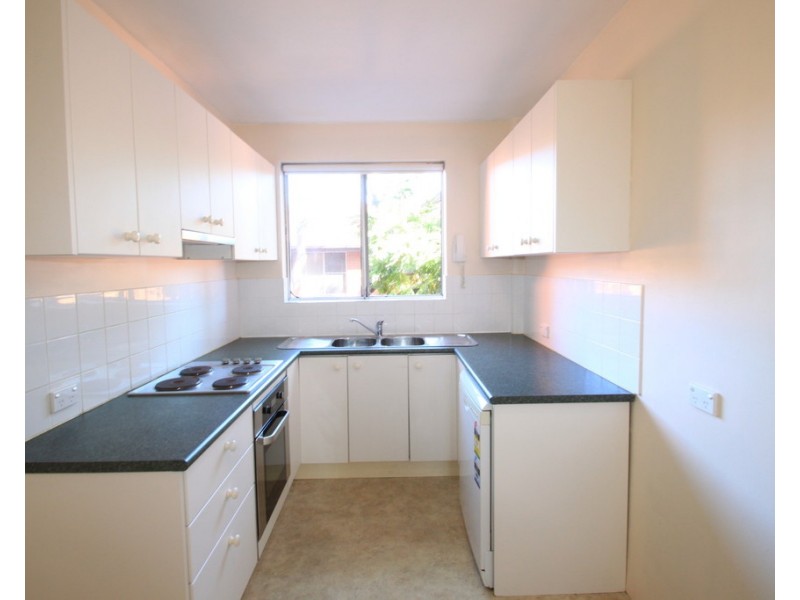 8/8-10 Bayley Street, Marrickville NSW 2204