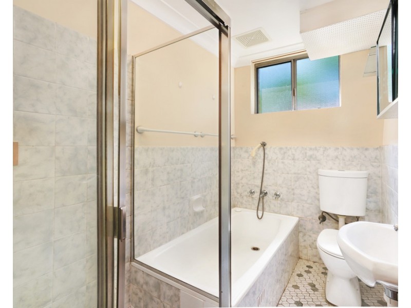 8/8-10 Bayley Street, Marrickville NSW 2204