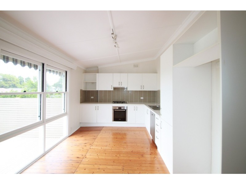 10 Woodside Avenue, Hurlstone Park NSW 2193