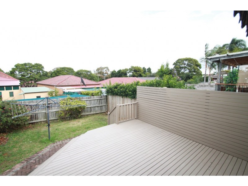 10 Woodside Avenue, Hurlstone Park NSW 2193