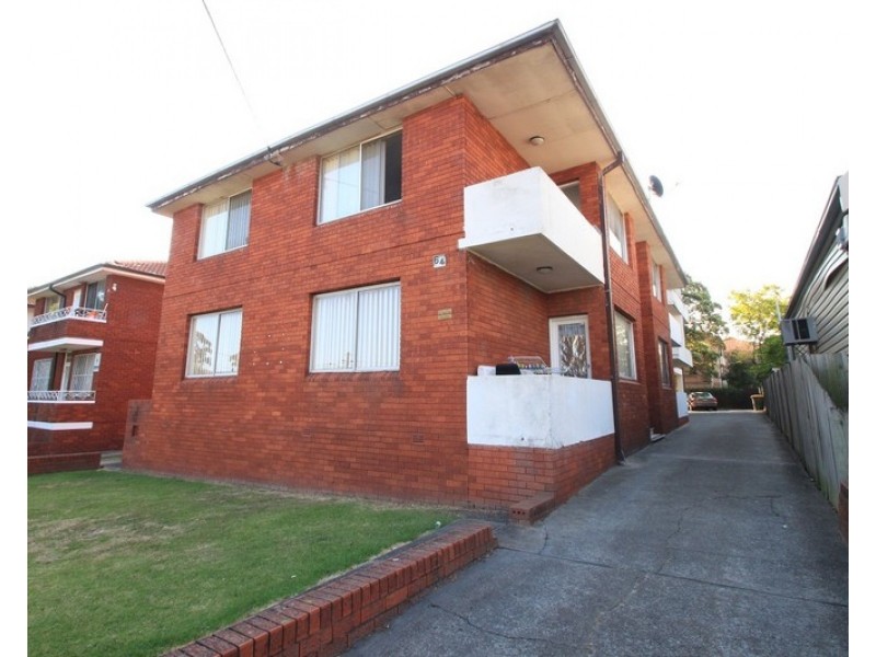 8/64 Northumberland Road, Auburn NSW 2144