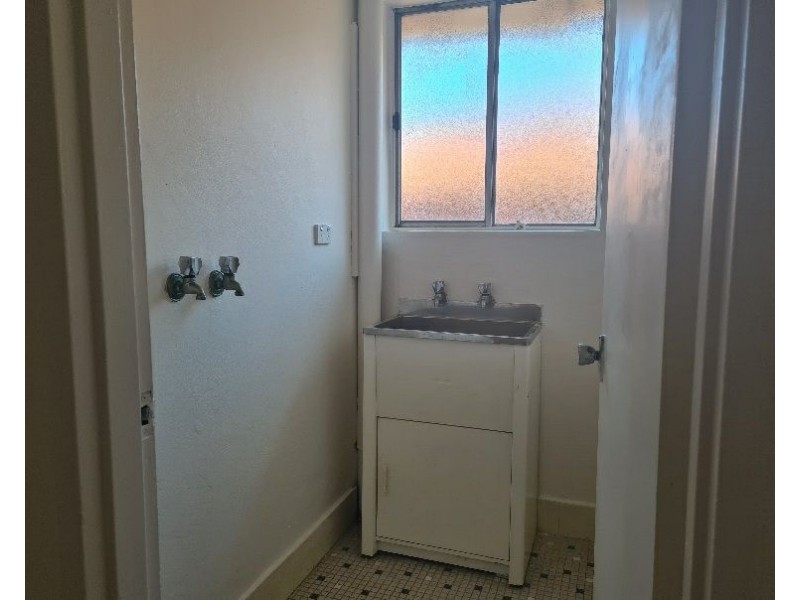 8/64 Northumberland Road, Auburn NSW 2144