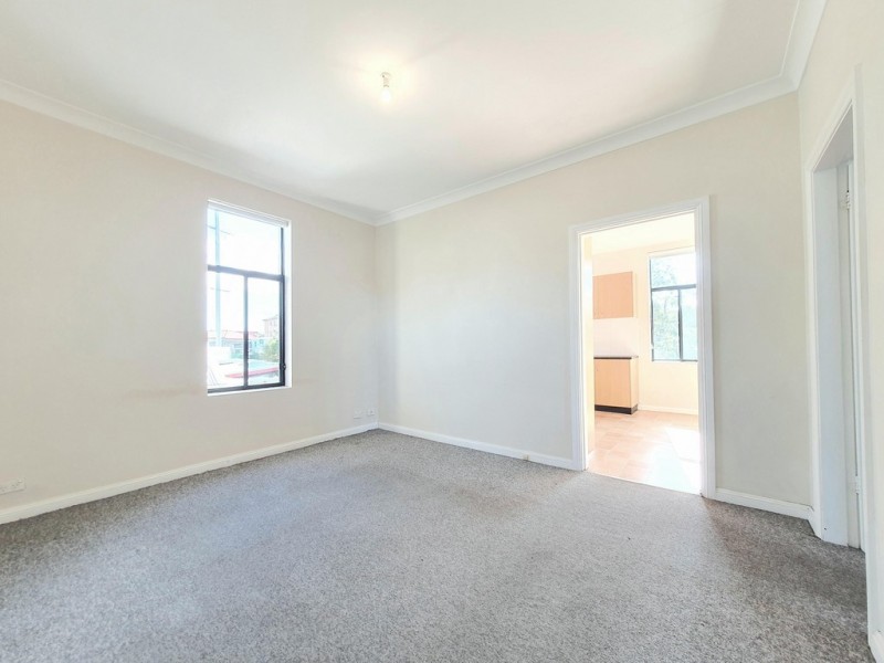 2/11 Floss Street, Hurlstone Park NSW 2193