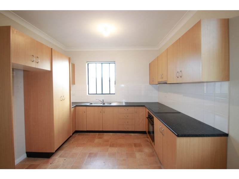 2/11 Floss Street, Hurlstone Park NSW 2193