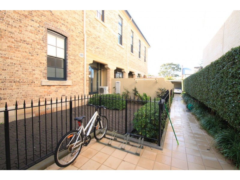 9/2 Metropolitan Road, Enmore NSW 2042