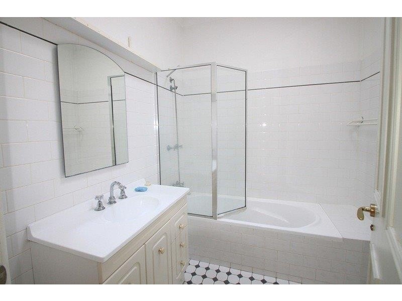 27 England Avenue, Marrickville NSW 2204