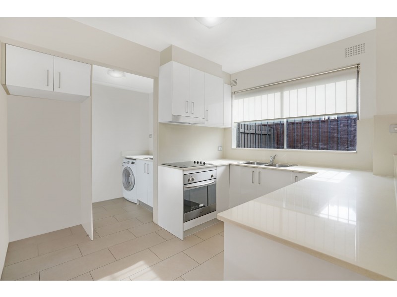 2/11 Fernhill Street, Hurlstone Park NSW 2193