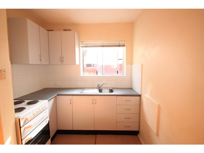 1/52 Crinan Street, Hurlstone Park NSW 2193