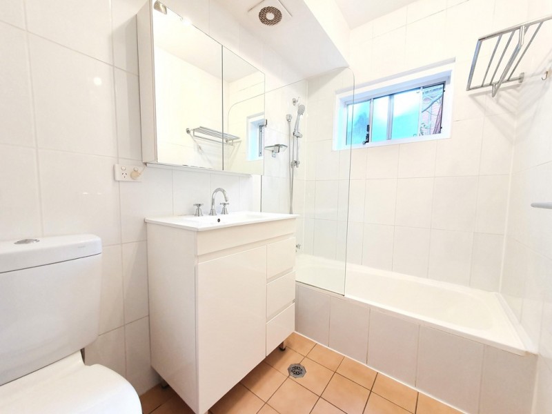 1/13 Dibbs Street, Canterbury NSW 2193