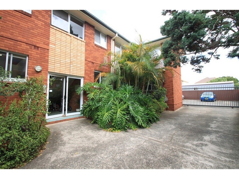 1/13 Dibbs Street, Canterbury NSW 2193