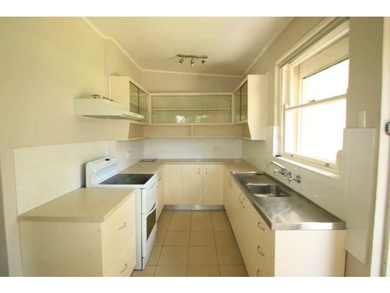 84 Station Street, Tempe NSW 2044