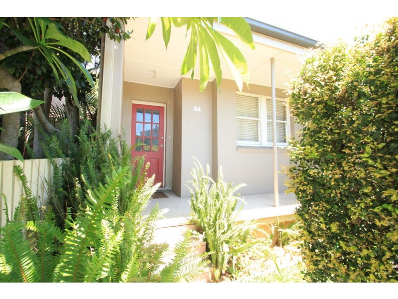 84 Station Street, Tempe NSW 2044